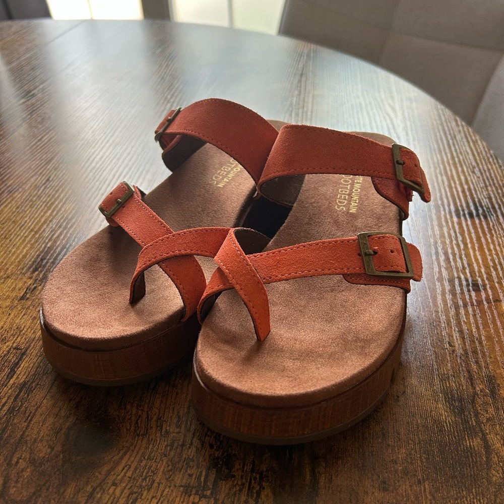 White Mountain Women's Low Platform Sandals in Aperol Spritz